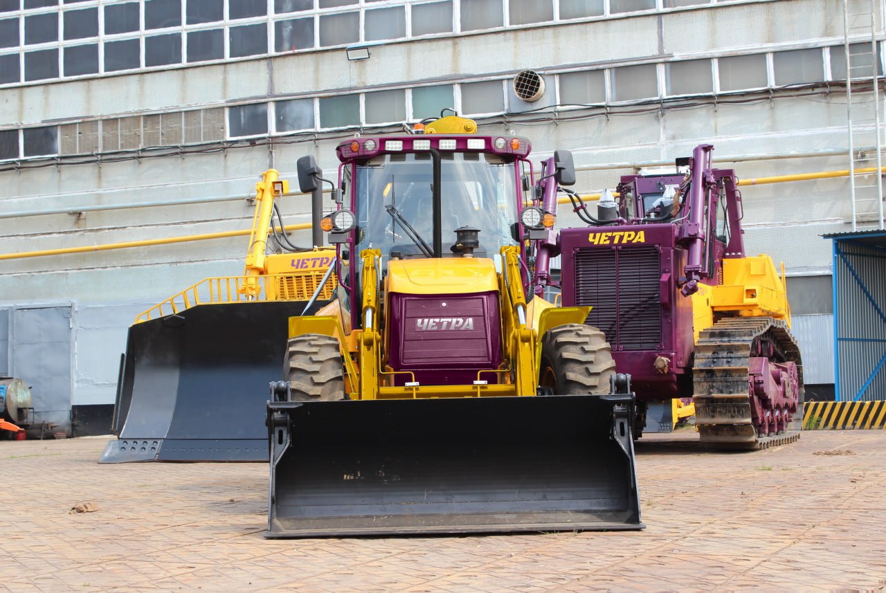 Экскаватор-погрузчик ЧЕТРА СИТИ 3С